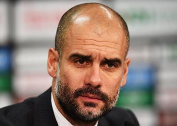 جوارديولا يتمسك بالتعاقد مع لاعب نابولي في يناير