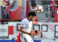 محترفين عمر جابر يشارك في فوز سهل لبازل على تورن لتعزيز الصدارة