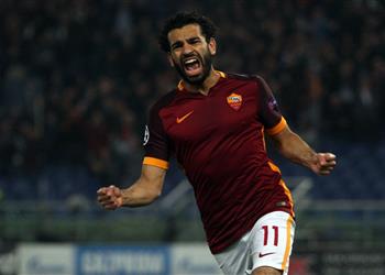 محترفين اختيار محمد صلاح أفضل لاعب في روما بشهر أبريل