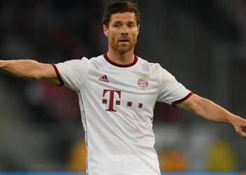 ألونسو يحسم مصيره بعد الاعتزال