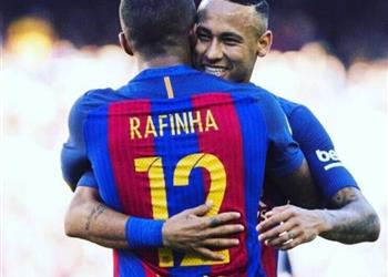 عملاق إيطاليا يصارع أرسنال على ضم نجم برشلونة