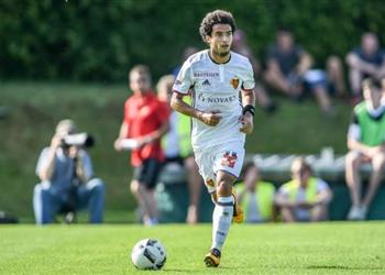 عمر جابر يقترب من الدوري الأمريكي