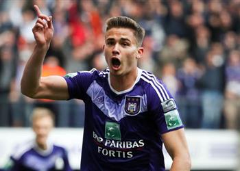 أخبار مانشستر يونايتد يتواصل مع أندرلخت لتعزيز صفوفه