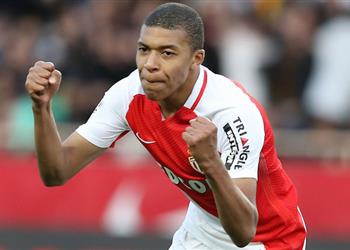 تصريحات بيريز ي لمح لجلوس مبابي بديلا حال انضمامه لريال مدريد