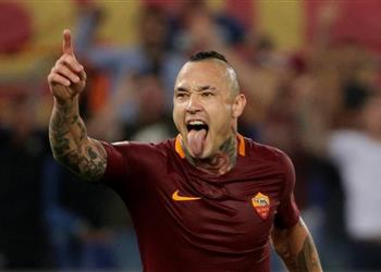 كونتي يوضح حقيقة اهتمام تشيلسي بـ ناينجولان