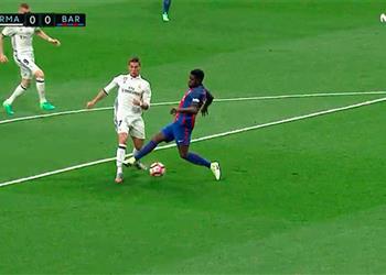 تحكيم_الكلاسيكو 1 بالفيديو راديو ماركا تدخل أومتيتي على رونالدو لا يستوجب ركلة جزاء