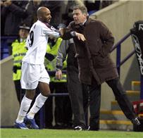 سوشيال_بطولات انيلكا يبعث رسالة إلى سام بعد تلقيه رشوة