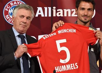 هوملز يوضح حقيقة خلافه مع أنشيلوتي