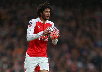 م حترفين النني إحتياطيا مع آرسنال في مواجهة سوانزي بالدوري الإنجليزي