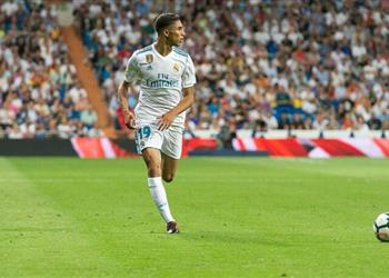 ماذا قال أشرف حكيمي بعد أول مشاركة له مع ريال مدريد