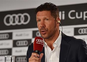 أخبار سيميوني يوضح حقيقة تواصله مع بوروسيا دورتموند