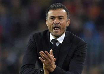 مؤتمر_إنريكي ينتظرنا مباراة صعبة أمام اشبليية ومستعدين لدخول سوق الانتقالات ولن أعلق عن أزمة ميسي مع أرتيتا