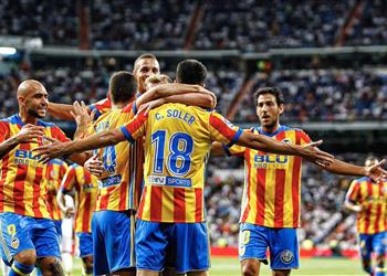 لاعب وسط فالنسيا على رادار مانشستر يونايتد