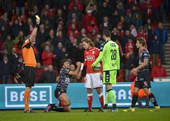 محترفين ضجه في بلجيكا بسبب خطأ تحكيمي فادح ضد تريزيجيه