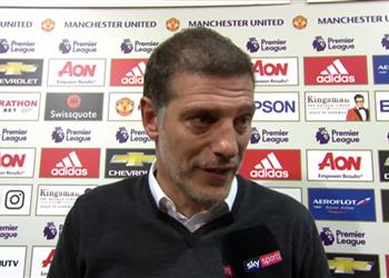 مدرب وست هام يلقي باللوم على اللاعبين بعد السقوط المدوي امام اليونايتد برباعية