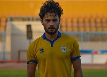 عماد حمدي يغيب عن الإسماعيلي أمام دجلة بسبب الإيقاف