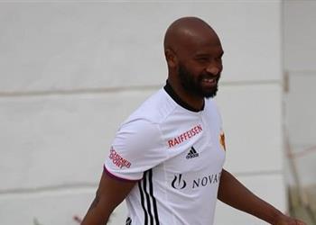 شيكابالا يحضر تدريبات الزمالك بـ تيشيرت بازل