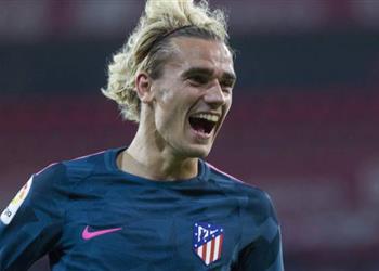 جريزمان بقميص نجوم مانشستر يونايتد في يناير