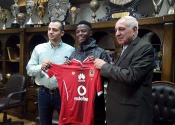 رسمي ا الأهلي يعلن ضم ماهلامبي 4 مواسم