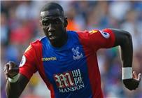 رسميا إيفرتون يتعاقد مع نجم كريستال بالاس