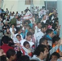 الزمالك يوزع أعلام مجانية علي جماهير الجمعية العمومية
