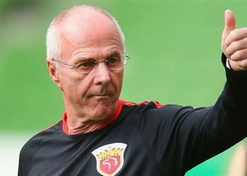 مدرب إنجلترا الأسبق يتحدث عن مفاوضات الزمالك