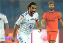 لاعب آرسنال الأسبق يضع حدا لمسيرته الكروية التي امتدت لنحو 23 عاما