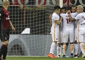 م حترفين سباليتي يلمح لإمكانية مشاركة صلاح أمام ميلان