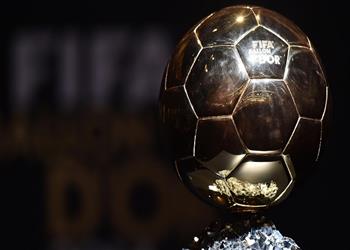 أخبار الفيفا يكشف عن موعد اختيار الفائز بالكرة الذهبية لعام 2016