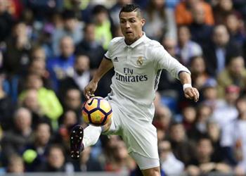 تصريحات الظاهرة رونالدو كريستيانو رونالدو يستحق التتويج بالكرة الذهبية أكثر من ميسي