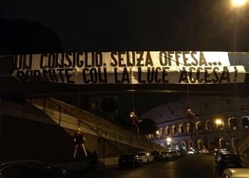 محترفين كورفا نورد التابعة للاتسيو تعلن مسئوليتها عن الد مى المشنوقة لصلاح ورفاقه الرابطة لم تعتذر وتؤكد كنا نقصد السخرية فقط ونراكم في كوابيس أخرى