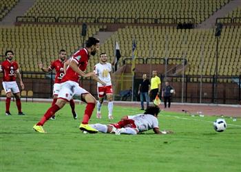 الأهلي يسحق التعدين برباعية ويقترب من حسم لقب الدوري