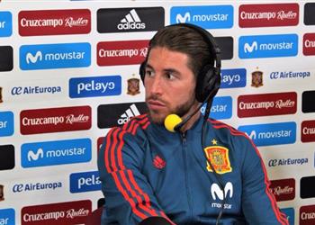 راموس يعلق على هدوء بيكيه وسلوك رونالدو مع إيسكو