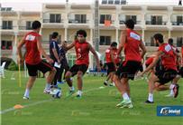 مران_الأهلي تقسيمة للبدلاء وتدريبات خفيفة للأساسيين