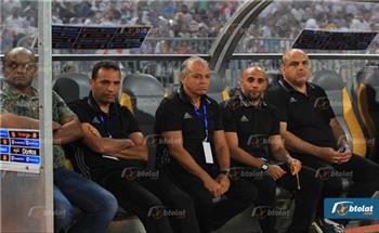 رئيس الزمالك يجتمع بالجهاز الفني لمناقشة أوضاع الفريق