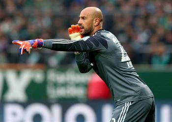 سان جيرمان يقدم عرض رسمي للتعاقد مع حارس نابولي