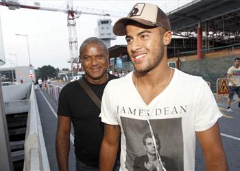 تصريحات والد رافينيا لا توجد اتصالات حتى الآن مع يوفنتوس لضمه