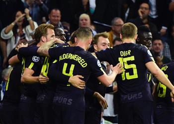 هاري كين يتغزل بثنائي ريال مدريد