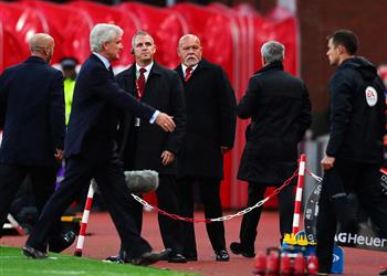 مورينيو لصحفي لا يتحدث في هذه الأمور إلا الأغبياء