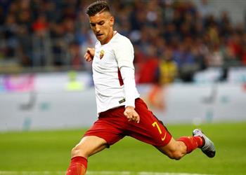 لاعب وسط روما على رادار مانشستر يونايتد