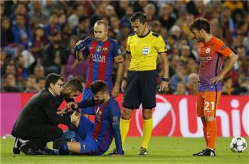 لعنة الإصابات برشلونة يكشف عن مدة غياب بيكيه وألبا عن الملاعب بسبب الإصابة