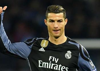 سوشيال_بطولات رونالدو يتجاهل تكهنات مستقبله وينشر صورة على تويتر