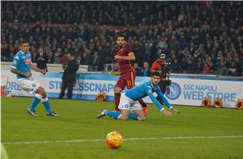 م حترفين محمد صلاح أساسيا مع روما في مواجهة نابولي