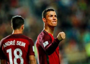 كأس القارات مدرب البرتغال رونالدو يركز حالي ا على مساعدتنا والاستعداد لمواجهة روسيا غد ا