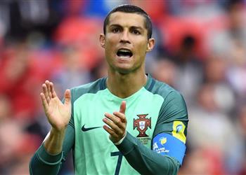 تقارير الميركاتو باريس سان جيرمان سيتقدم بعرض مغري لضم رونالدو قبل اجتماعه مع بيريز