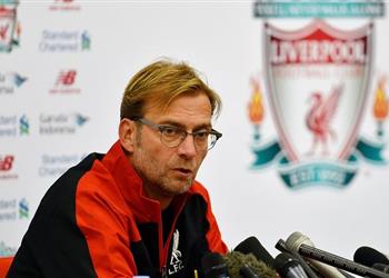 م حترفين في اول تصريح له بعد الاعلان الرسمي كلوب تعاقدنا مع الجائع صلاح افضل لاعب في بلده