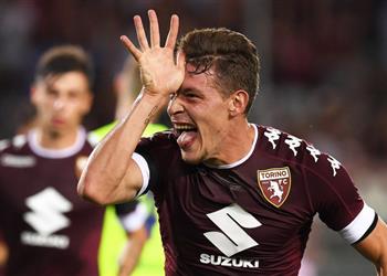 تقارير الميركاتو بيلوتي يغيب عن ملصق الدعاية لقميص تورينو كمؤشر على اقتراب رحيله