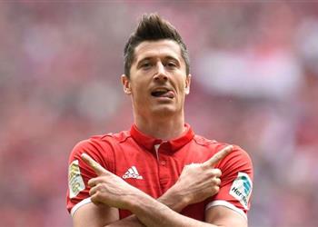 تصريحات أنشيلوتي ليفاندوفسكي سعيد في بايرن ميونيخ ووكيله السبب في انتشار الجدل حول مستقبله