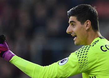 تصريحات كورتوا م لمح ا إلى البقاء في تشيلسي أحب الحياة كثير ا في لندن