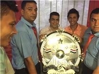 بالصور الأهلي يستلم الدرع من الجبلاية